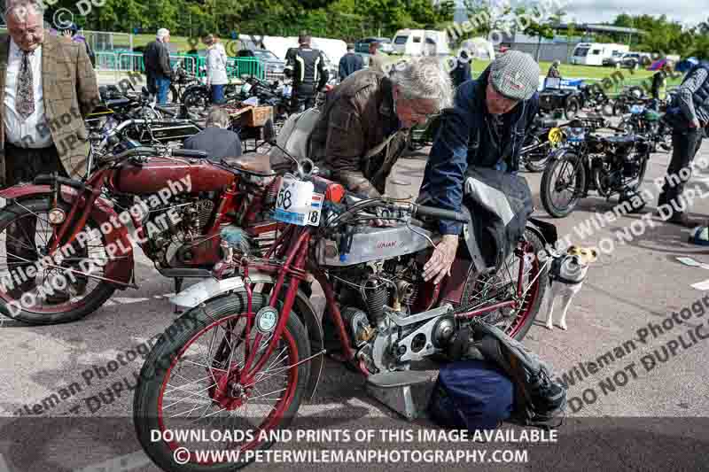 Vintage motorcycle club;eventdigitalimages;no limits trackdays;peter wileman photography;vintage motocycles;vmcc banbury run photographs